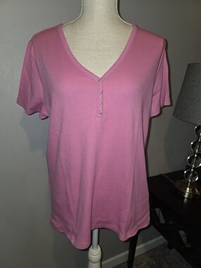 GAP Pink V-Neck Short Sleeve Henley Top Size XL PTP 22 IN Length 26
